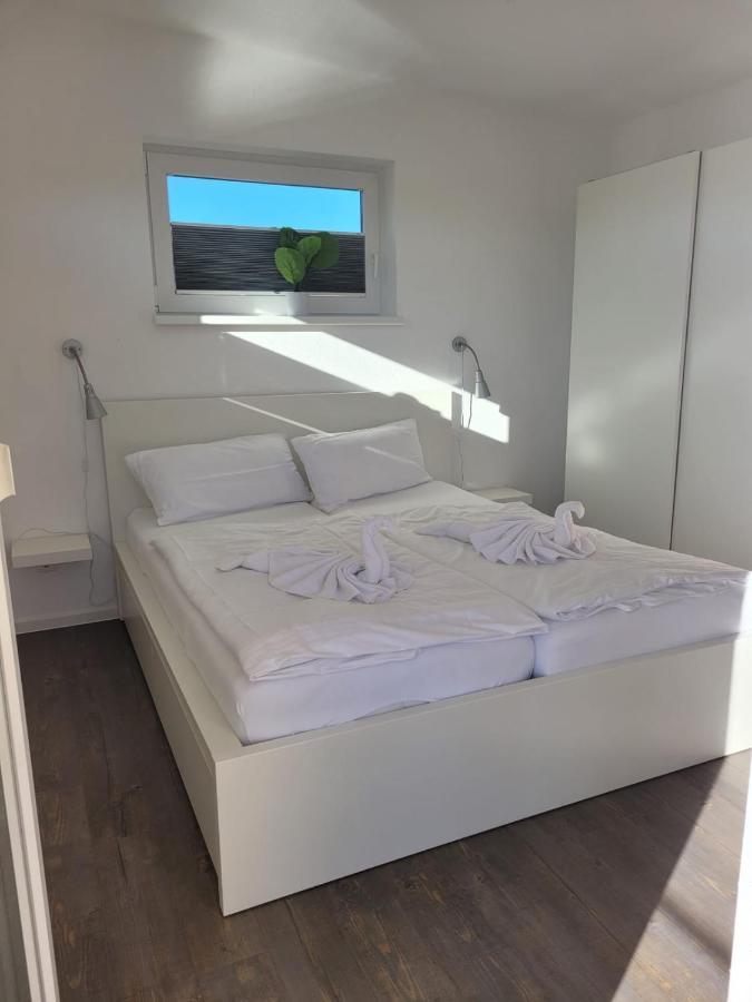 Hotel 4 Sterne Dtv Floating House Kröslin Exterior foto